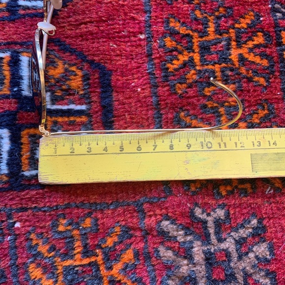 Vintage Ray-Ban Wrap Around Aviator Sunglasses - Picture 9 of 11